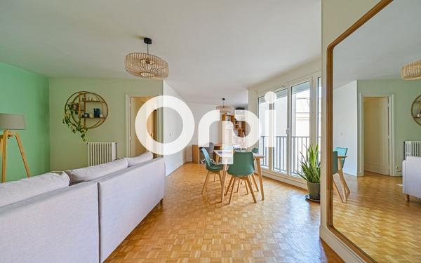 Appartement à vendre    4 pièces • 81,10 m2 Paris 20