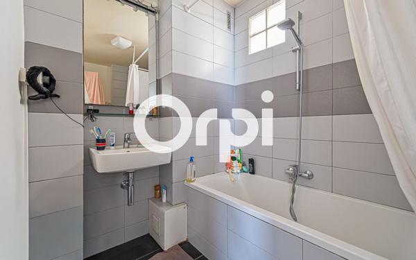 Appartement à vendre    4 pièces • 81,10 m2 Paris 20