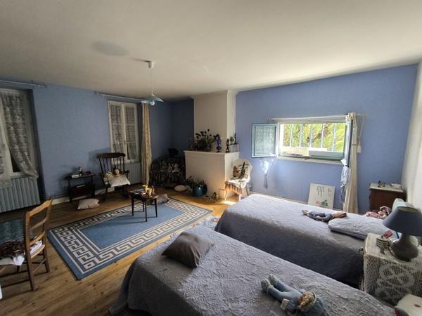 Maison à vendre |  Montlieu-la-Garde |  4 pièces | 148 m²