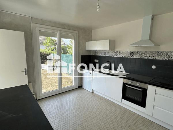 Location Maison 6 pièces 99.2 m² - 5 RUE DES TILLEULS Fleville 54710