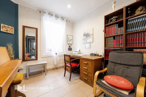 Maison à vendre 8 pièces 208m² Sin-le-Noble (59450)