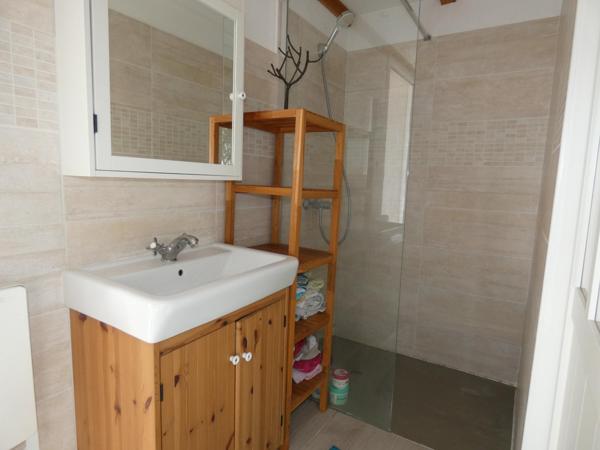 Villa plain pied 114m² 4 chambres sur terrain arboré de 1398m² avec piscine 9x5