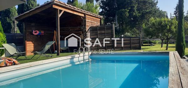 Mas en pierre, 7 pièces 180 m2, avec piscine