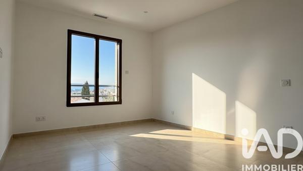 Maison à vendre 4 pièces 131,75 m² Mormoiron