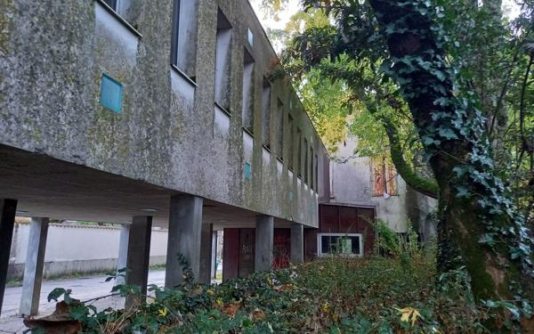 Maison à vendre    2 pièces •  Saint-Junien