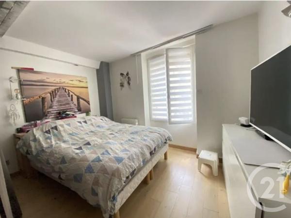 Appartement F3 à vendre  3 pièces - 68,82 m2 GAREOULT - 83