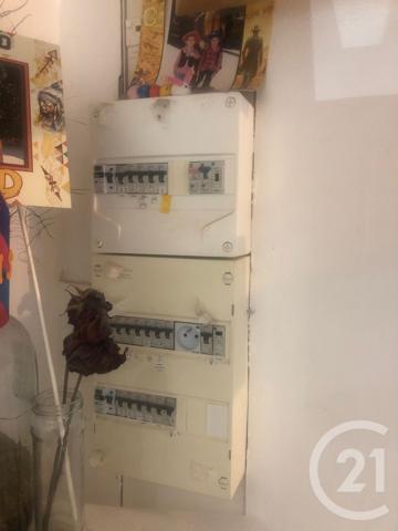 Appartement F3 à vendre  3 pièces - 68,82 m2 GAREOULT - 83