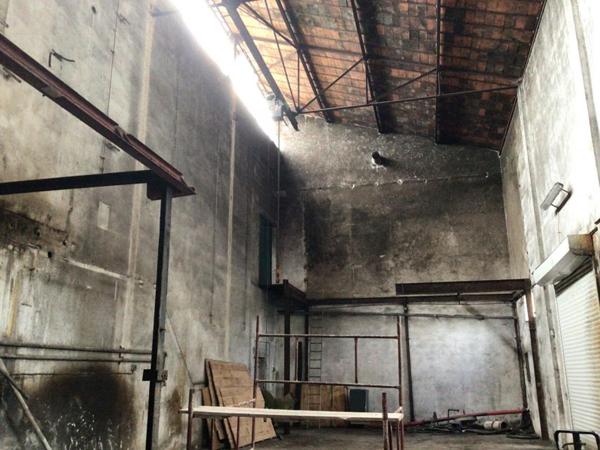 BASSAC -  Entrepôt / local industriel  400 m²