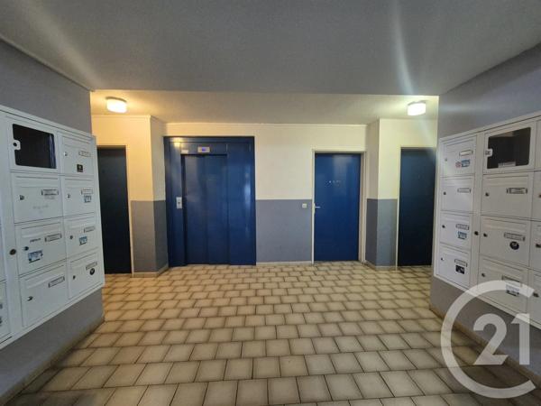 Appartement Studio à vendre  1 pièce - 22,86 m 2   CLERMONT L HERAULT  - 34
