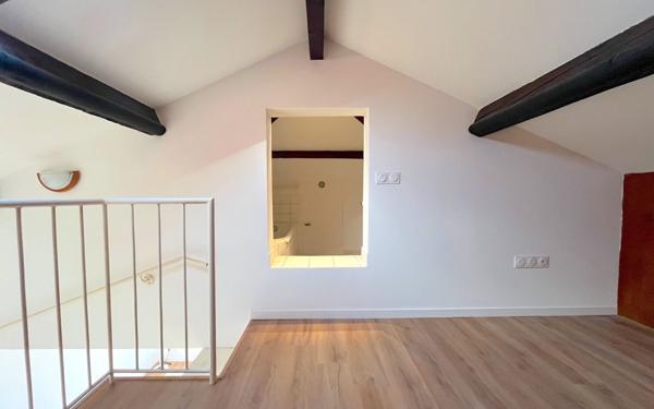 Appartement à louer    2 pièces • 35,30 m2 Marseille 12