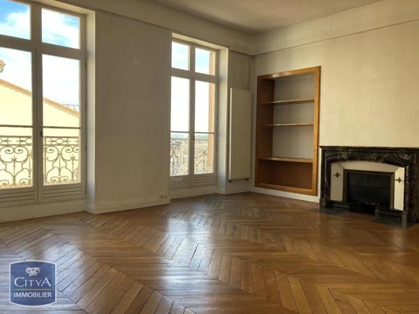 Appartement à louer 3 pièces 86.83m² Mâcon (71000)