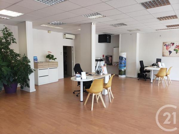 à vendre  147 m2 CORBAS - 69