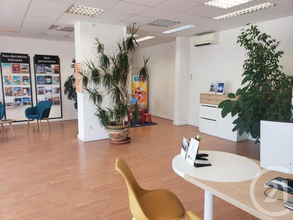 à vendre  147 m2 CORBAS - 69