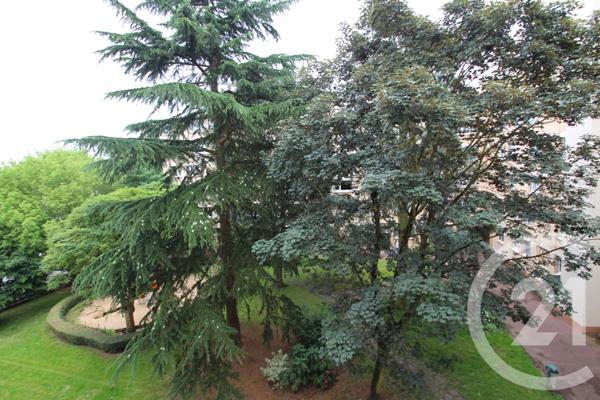 Appartement F4 à vendre  4 pièces - 67,91 m2 TRAPPES - 78