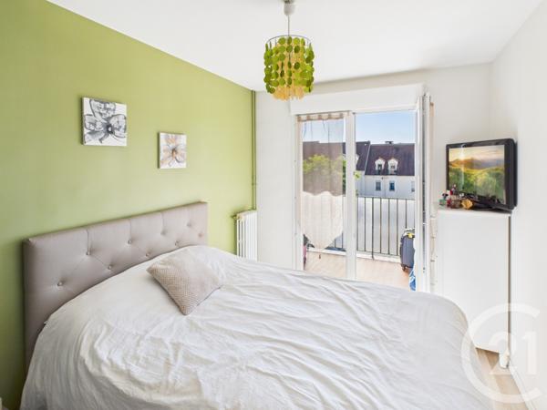 Appartement F4 à vendre  4 pièces - 67,91 m2 TRAPPES - 78