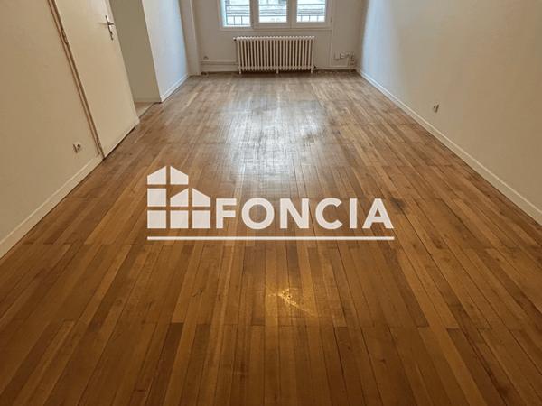 Location Appartement 3 pièces 72 m² - APPARTEMENT 11 Niort 79000