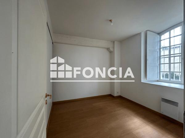 Location Appartement 3 pièces 64.22 m² - 36 RUE GABRIEL JAULIN - LE GRAND CHAI APPART A05 Cognac 16100