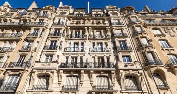 À vendre Appartement 6 pièces 146.65 m² - Paris 75017