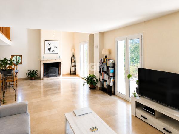 MAISON FAMILLIALE