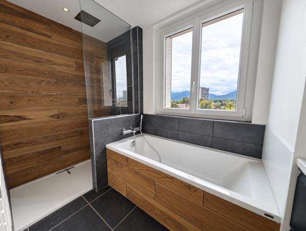 Appartement
         4 pièces
        - 76 m² Exclusivité 310 000 € *