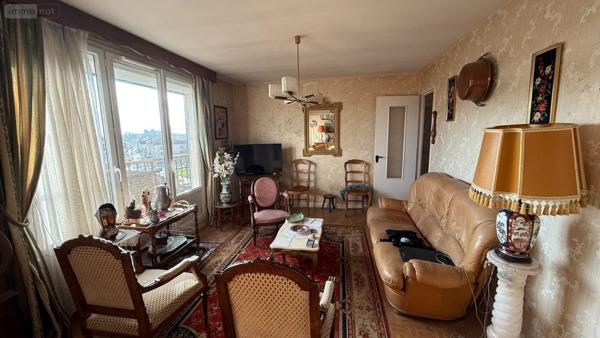 Appartement à rénover à vendre à Châlons-en-Champagne dans la Marne (51000), ref : 51001-1071600