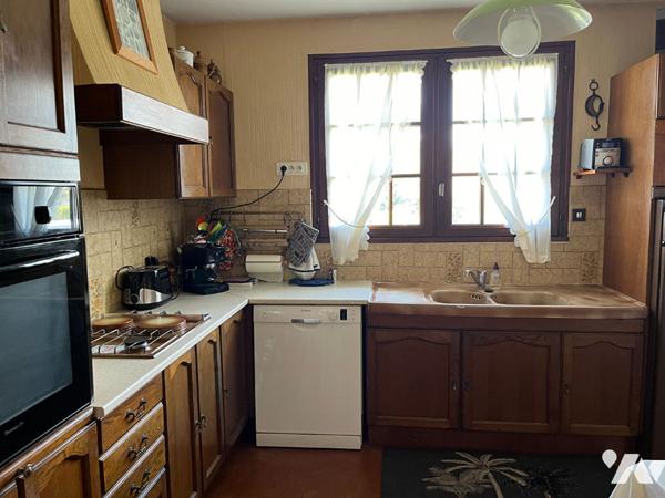 A VENDRE MAISON  4 CHAMBRES  BAGNEUX ( 49)