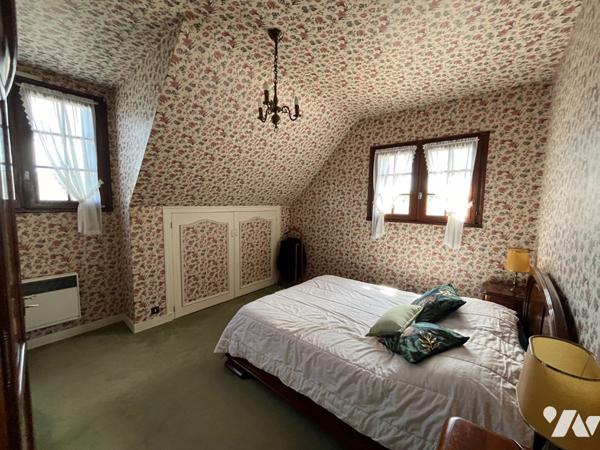 A VENDRE MAISON  4 CHAMBRES  BAGNEUX ( 49)