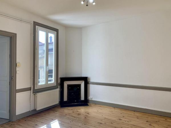 APPARTEMENT T3 A LOUER A ROANNE - CENTRE VILLE