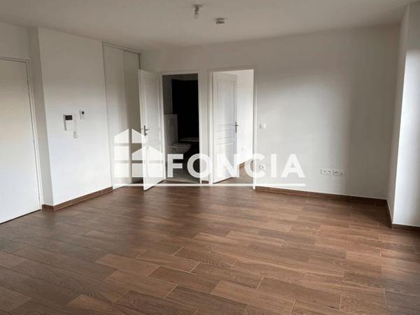 Location Appartement 2 pièces 46.7 m² - 7 RUE DU CHEMIN DE FER Villiers Sur Marne 94350