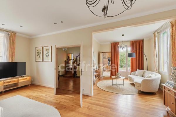 Meudon Val fleury maison de 8 pièces très belles prestations
