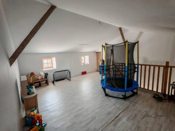 Maison à vendre 5 pièces de 174 m²