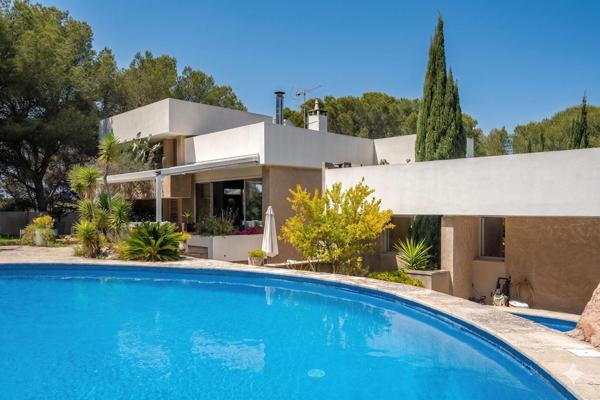 Villa d’architecte aux portes de Martigues