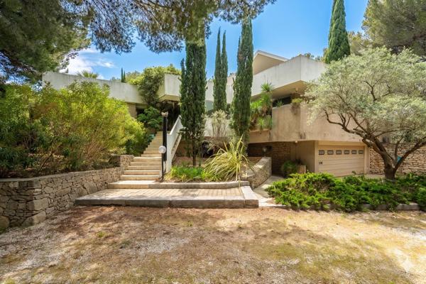 Villa d’architecte aux portes de Martigues