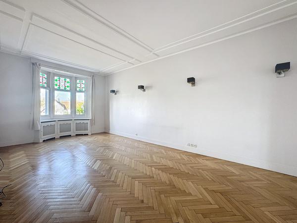 Belle maison de famille au cachet préservé -4 ch - Croisé Laroche