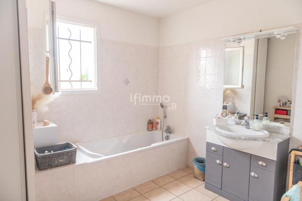 🏡 Belle maison 100m² à Sigean – Grande terrasse & tout confort 🌿