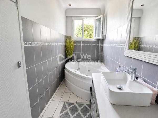 Maison familiale 8 pièces - 6 chambres - garage 44 m² - jardin clos - Le Plessis-Trévise