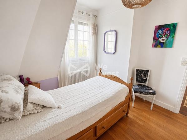 Maison familiale 8 pièces - 6 chambres - garage 44 m² - jardin clos - Le Plessis-Trévise