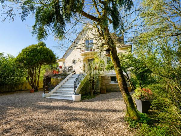 Maison familiale 8 pièces - 6 chambres - garage 44 m² - jardin clos - Le Plessis-Trévise