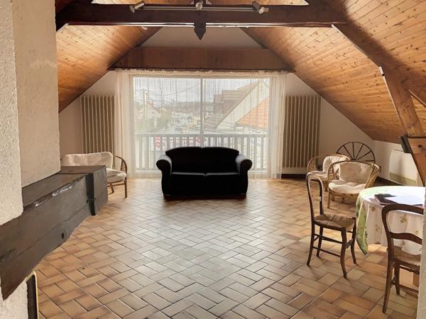 Maison dans le centre de Changé