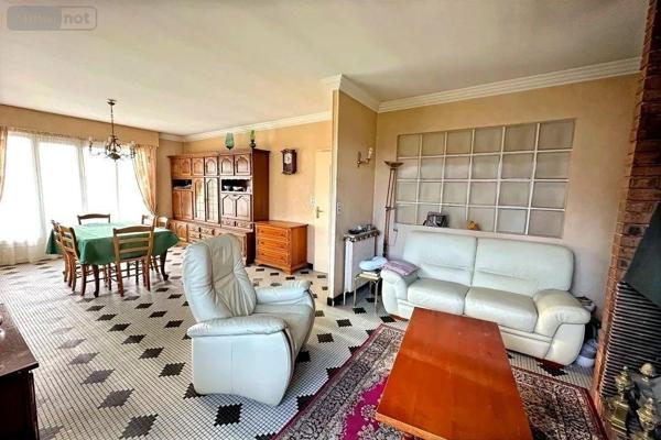 Maison individuelle à vendre à Franqueville-Saint-Pierre en Seine-Maritime (76520), ref : 014/971