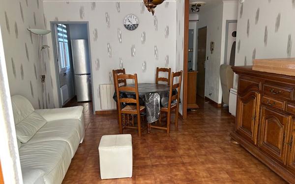 Appartement à louer    2 pièces •  Gréoux-les-Bains