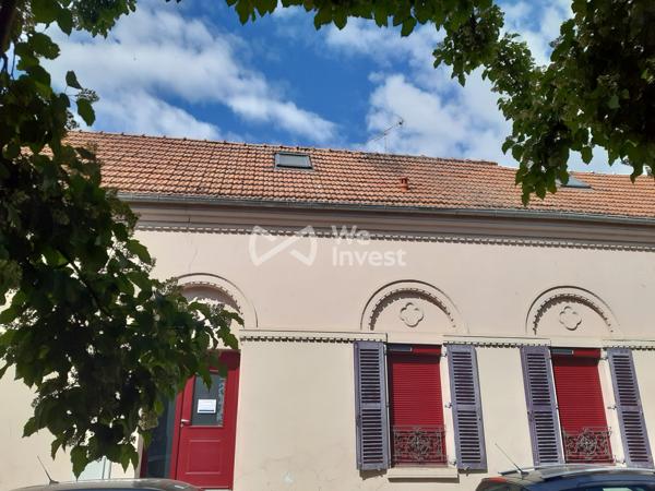 BATIMENT QUARTIER GRANDE ILE CLASSE C - 250 m2