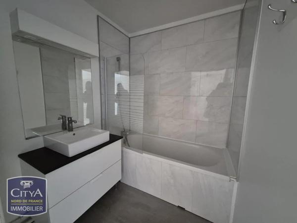 Appartement à louer 3 pièces 67.11m² Lille (59160)