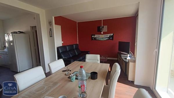 Appartement à louer 3 pièces 66m²