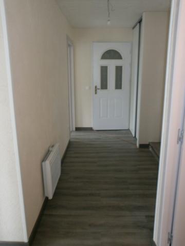 APPARTEMENT / 1ER/ T4/SONGY