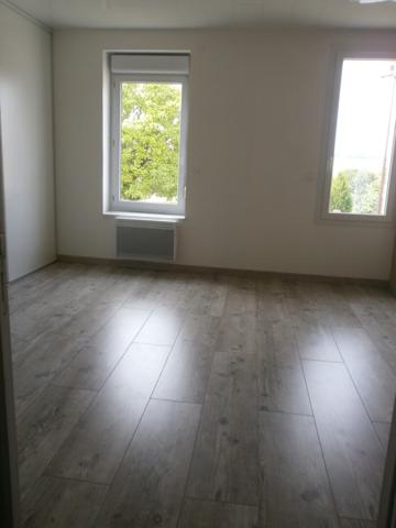 APPARTEMENT / 1ER/ T4/SONGY