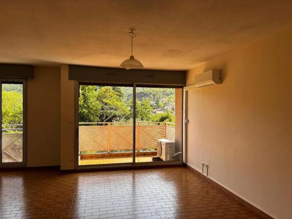 Appartement à louer aux Vans (07140)