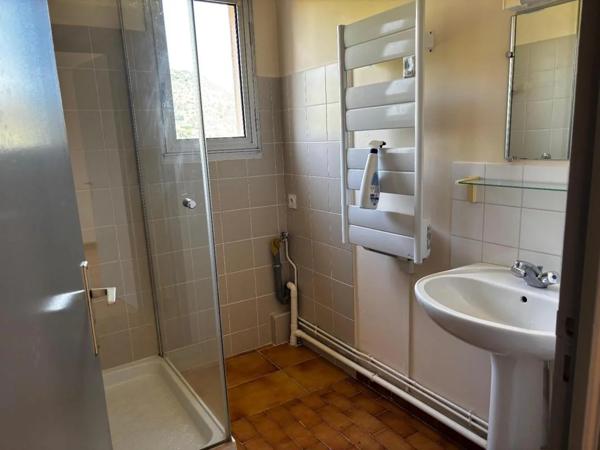 Appartement à louer aux Vans (07140)