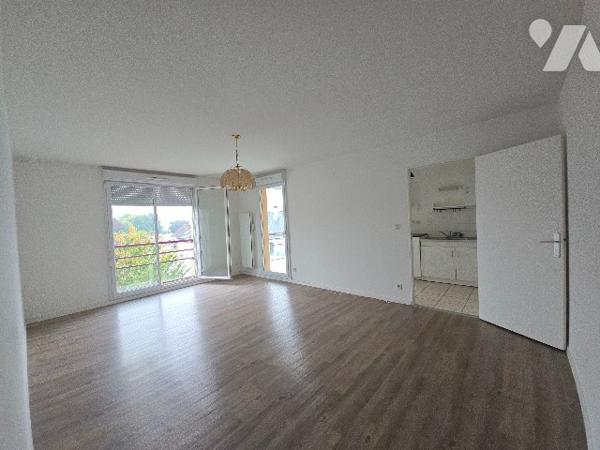 Dans un ensemble immobilier situé à PONT-AUDEMER (EURE)