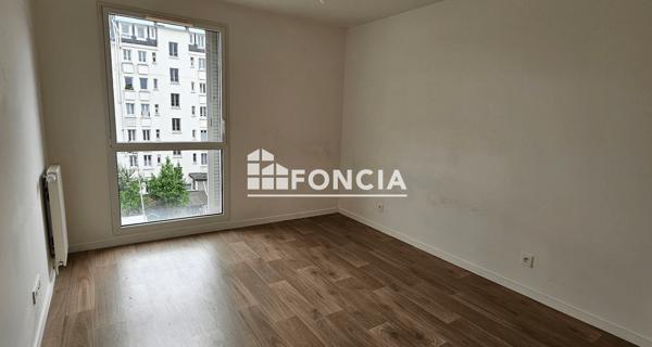 Location Appartement 3 pièces 59.45 m² - Vitry-sur-seine 94400